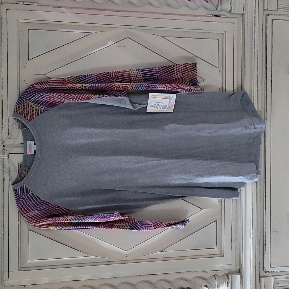 NWT LulaRoe Randy Tee, Stars, Unisex Large